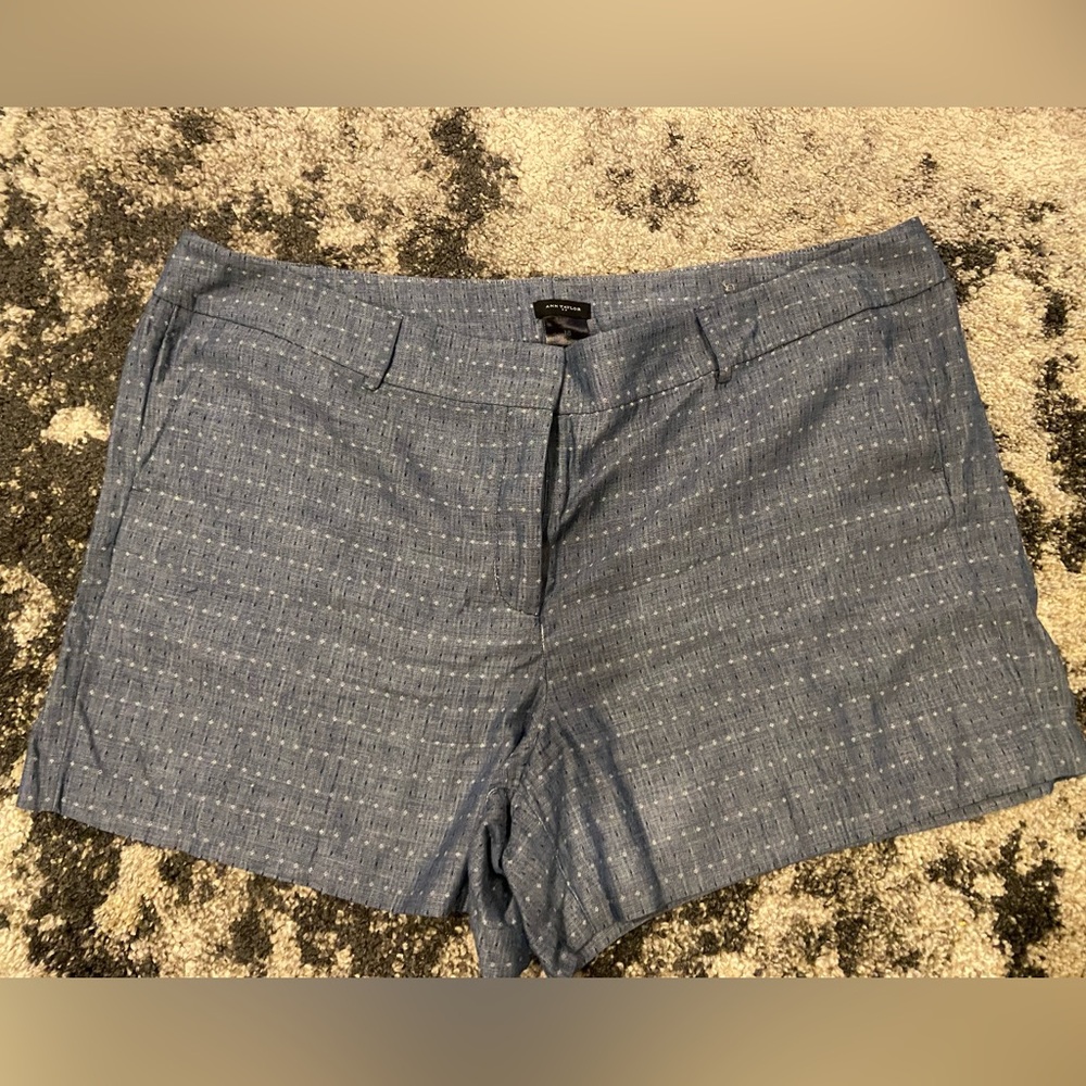Ann Taylor plus size chambray shorts, women’s 18